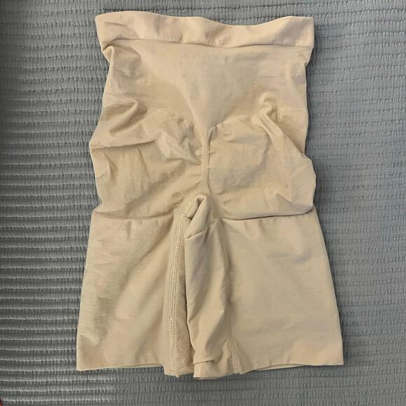 Spanx Power Shorts in Soft Nude - Picture 4 of 5